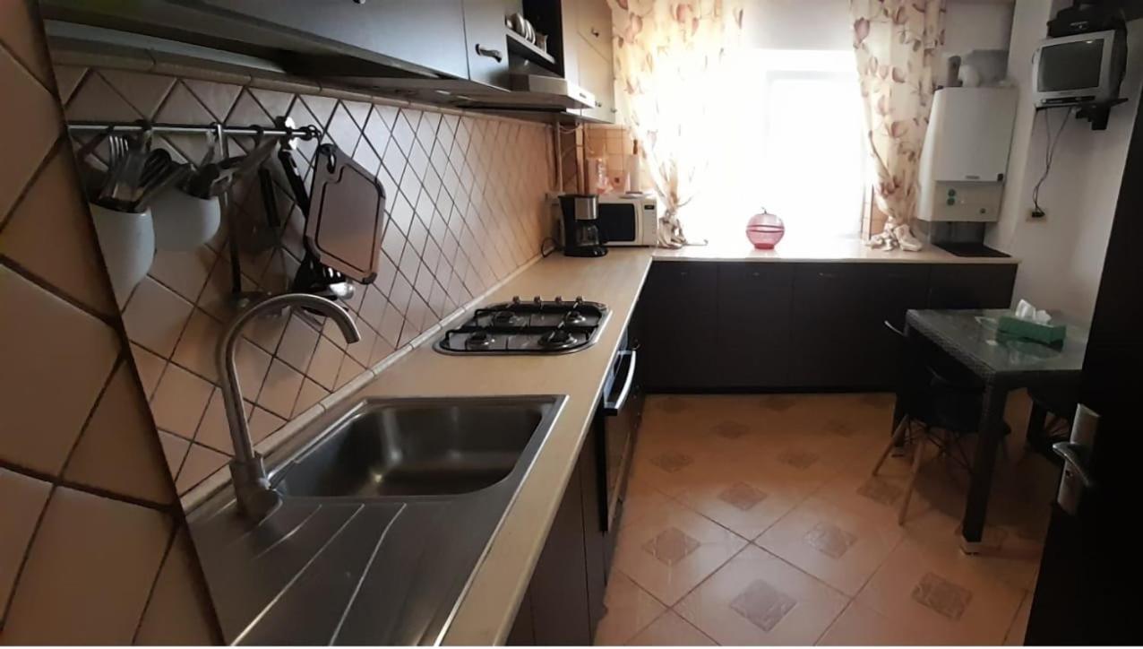 Alfredo Apartament Buzau Exterior foto