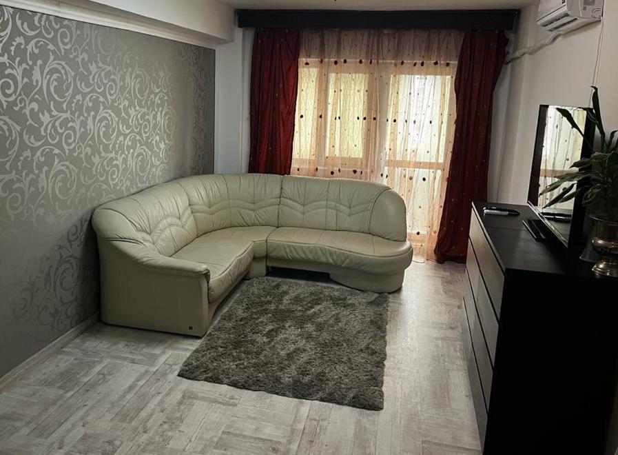 Alfredo Apartament Buzau Exterior foto